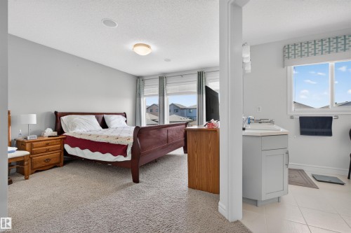 41 Tribute Common, Spruce Grove, AB - Indoor Photo Showing Bedroom
