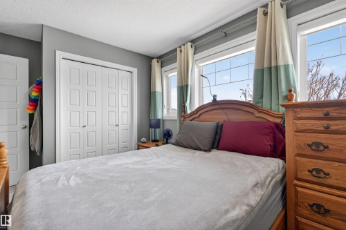 41 Tribute Common, Spruce Grove, AB - Indoor Photo Showing Bedroom