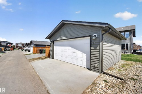 41 Tribute Common, Spruce Grove, AB - Outdoor