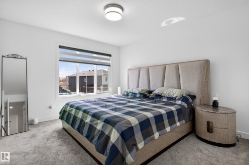 1412 11 Avenue, Edmonton, AB - Indoor Photo Showing Bedroom