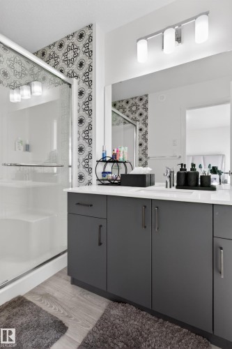 1412 11 Avenue, Edmonton, AB - Indoor