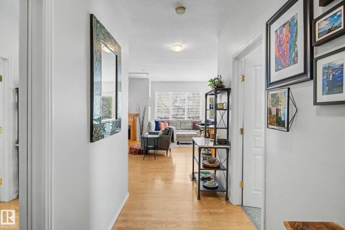 334 10023 110 Street, Edmonton, AB - Indoor Photo Showing Other Room