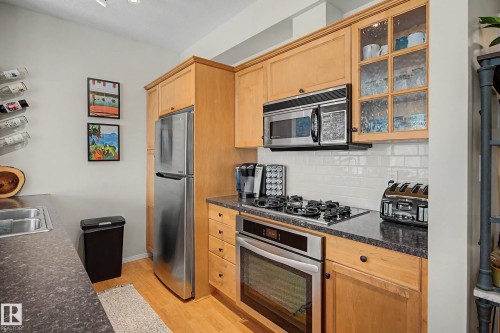 334 10023 110 Street, Edmonton, AB - Indoor Photo Showing Kitchen With Double Sink With Upgraded Kitchen