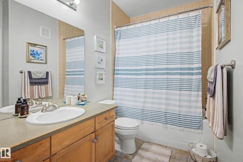 334 10023 110 Street, Edmonton, AB - Indoor Photo Showing Bathroom