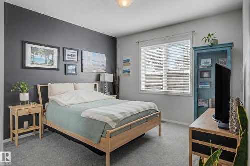 334 10023 110 Street, Edmonton, AB - Indoor Photo Showing Bedroom
