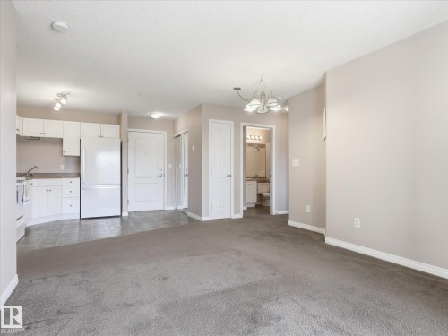 217 12550 140 Avenue, Edmonton, AB - Indoor Photo Showing Kitchen
