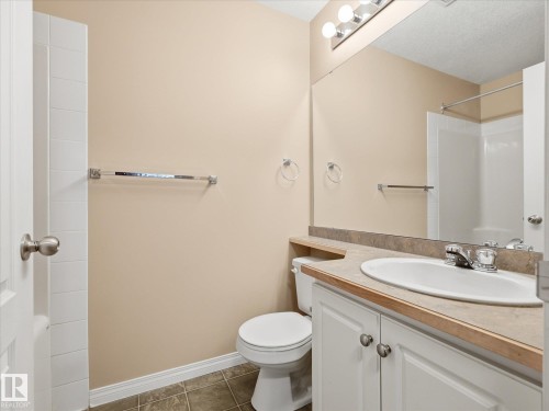 217 12550 140 Avenue, Edmonton, AB - Indoor Photo Showing Bathroom
