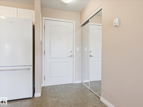 217 12550 140 Avenue, Edmonton, AB - Indoor Photo Showing Other Room