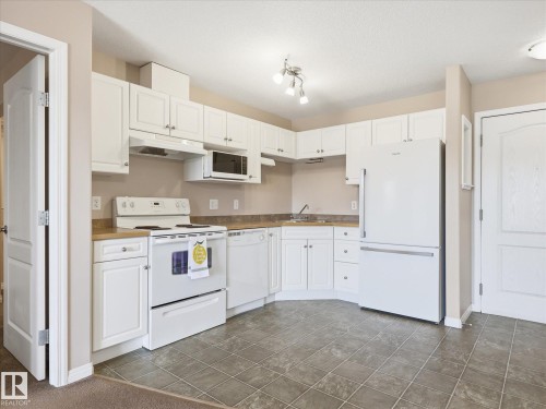 217 12550 140 Avenue, Edmonton, AB - Indoor Photo Showing Kitchen