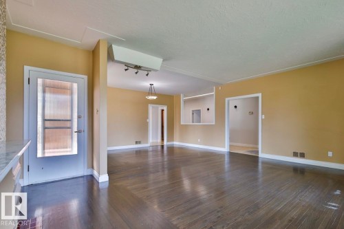 13703 101A Avenue, Edmonton, AB - Indoor Photo Showing Other Room