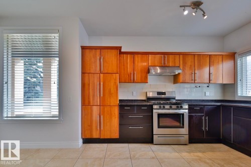 13703 101A Avenue, Edmonton, AB - Indoor Photo Showing Kitchen