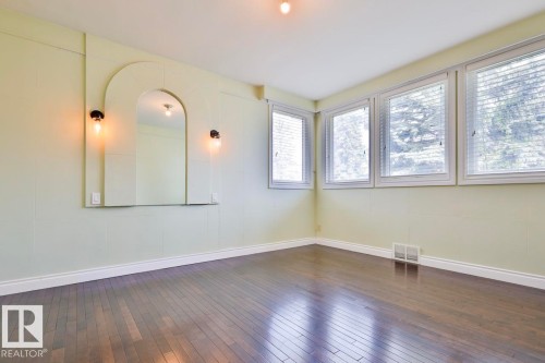 13703 101A Avenue, Edmonton, AB - Indoor Photo Showing Other Room