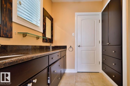 13703 101A Avenue, Edmonton, AB - Indoor Photo Showing Other Room
