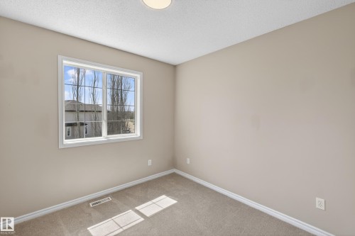 28 1780 Glastonbury Boulevard, Edmonton, AB - Indoor Photo Showing Other Room