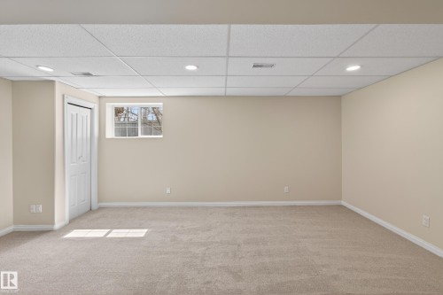 28 1780 Glastonbury Boulevard, Edmonton, AB - Indoor Photo Showing Other Room