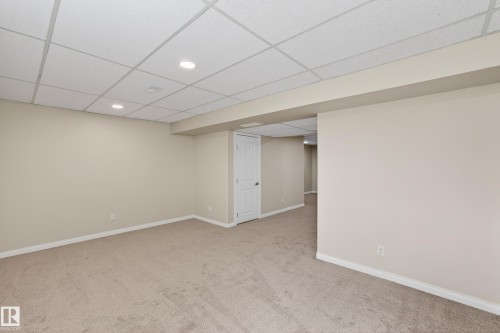 28 1780 Glastonbury Boulevard, Edmonton, AB - Indoor