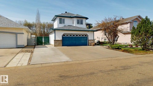 29 Second Avenue, Ardrossan, AB - Outdoor