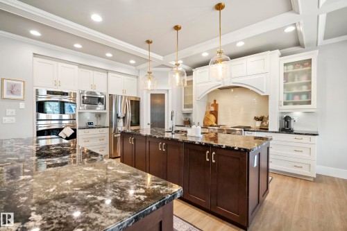 2551 Cameron Ravine Landing, Edmonton, AB - Indoor Photo Showing Kitchen With Upgraded Kitchen