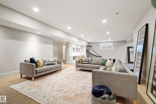 2551 Cameron Ravine Landing, Edmonton, AB - Indoor