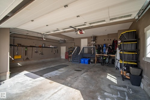 2551 Cameron Ravine Landing, Edmonton, AB - Indoor Photo Showing Garage