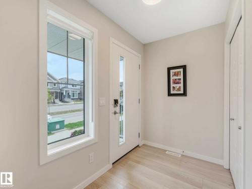 2426 Trumpeter Way, Edmonton, AB - Indoor Photo Showing Other Room
