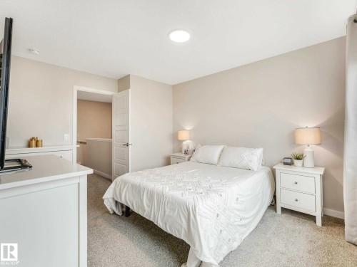 2426 Trumpeter Way, Edmonton, AB - Indoor Photo Showing Bedroom
