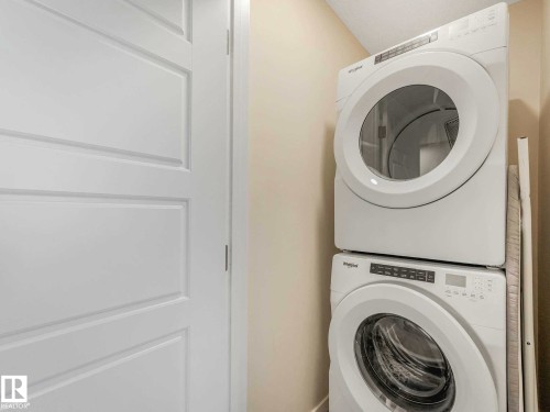 2426 Trumpeter Way, Edmonton, AB - Indoor Photo Showing Laundry Room