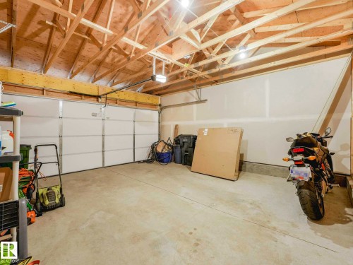2426 Trumpeter Way, Edmonton, AB - Indoor Photo Showing Garage