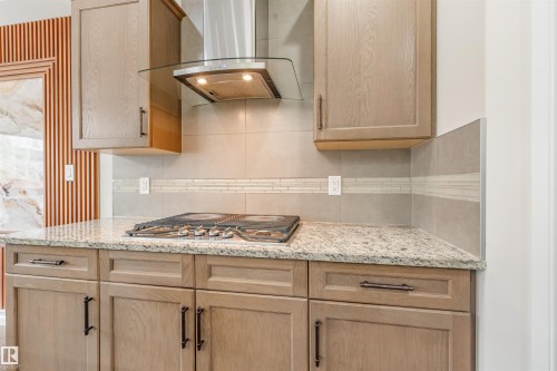 5907 19 Avenue, Edmonton, AB - Indoor Photo Showing Kitchen