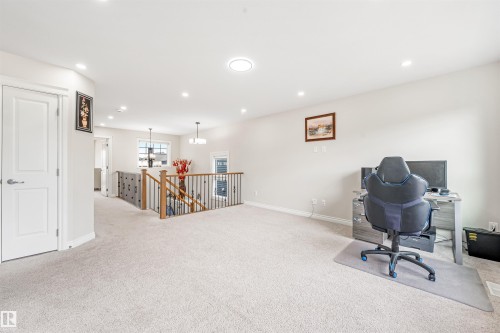 5907 19 Avenue, Edmonton, AB - Indoor