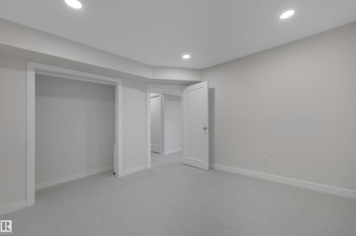 16408 12 Avenue, Edmonton, AB - Indoor Photo Showing Other Room