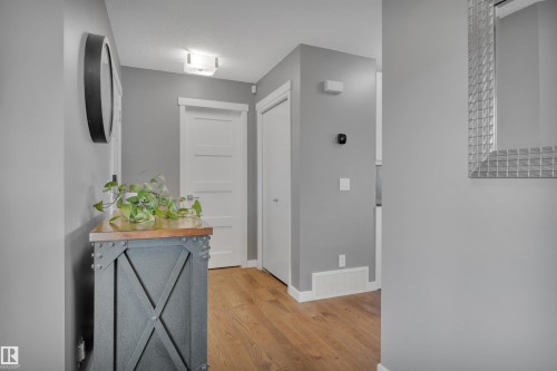 16408 12 Avenue, Edmonton, AB - Indoor Photo Showing Other Room