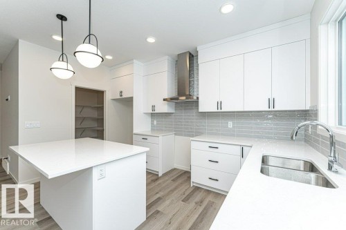 2308 160 Street Sw, Edmonton, AB - Indoor Photo Showing Kitchen With Double Sink With Upgraded Kitchen