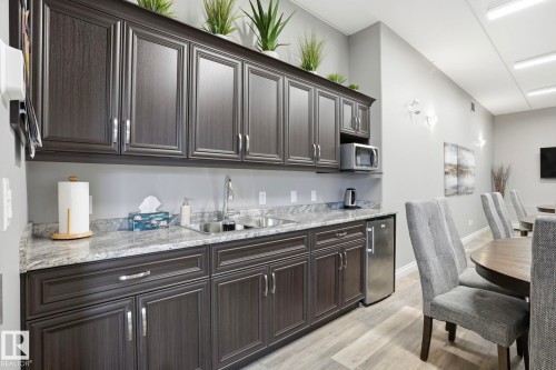 302 4103 50 Street, Beaumont, AB - Indoor