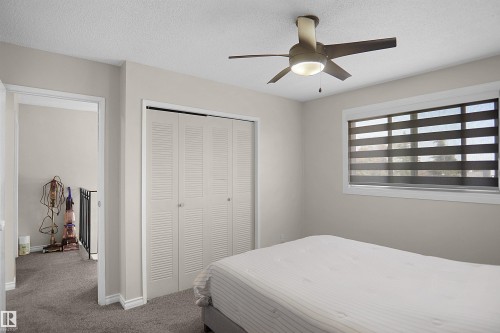 10648 158 Avenue, Edmonton, AB - Indoor Photo Showing Bedroom