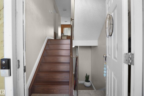 10648 158 Avenue, Edmonton, AB - Indoor Photo Showing Other Room