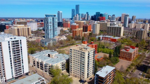 1006 9816 112 Street, Edmonton, AB - Outdoor