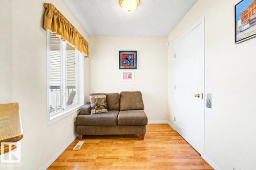 3203 23 Street, Edmonton, AB - Indoor