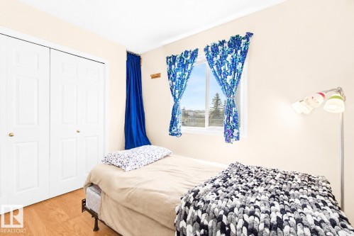 3203 23 Street, Edmonton, AB - Indoor Photo Showing Bedroom