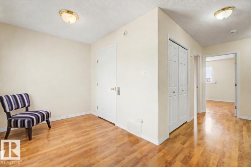 3203 23 Street, Edmonton, AB - Indoor Photo Showing Other Room