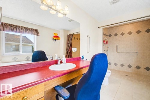 3203 23 Street, Edmonton, AB - Indoor