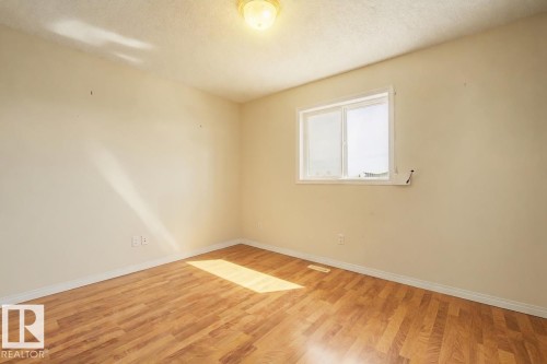3203 23 Street, Edmonton, AB - Indoor Photo Showing Other Room