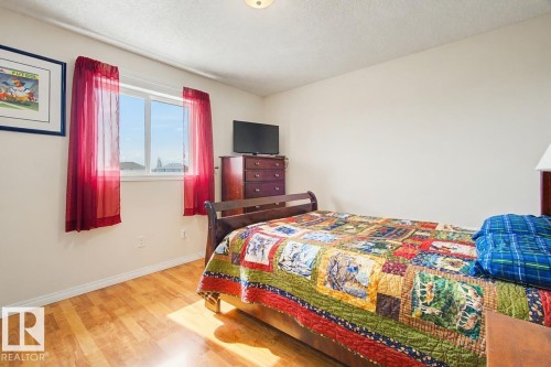 3203 23 Street, Edmonton, AB - Indoor Photo Showing Bedroom