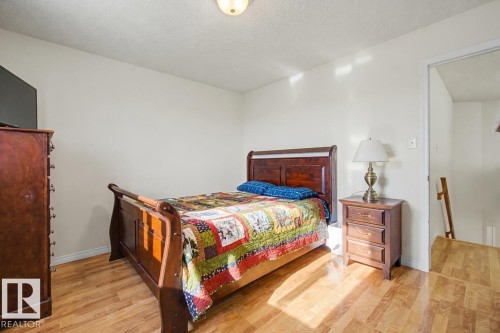 3203 23 Street, Edmonton, AB - Indoor Photo Showing Bedroom