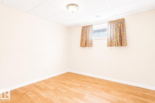 3203 23 Street, Edmonton, AB - Indoor Photo Showing Other Room