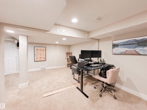 8 Whiteoaks Estates, St. Albert, AB - Indoor