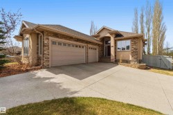 31 KINGSMOOR Close St. Albert, AB T8N 0S4