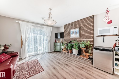 13911 23 Street, Edmonton, AB - Indoor