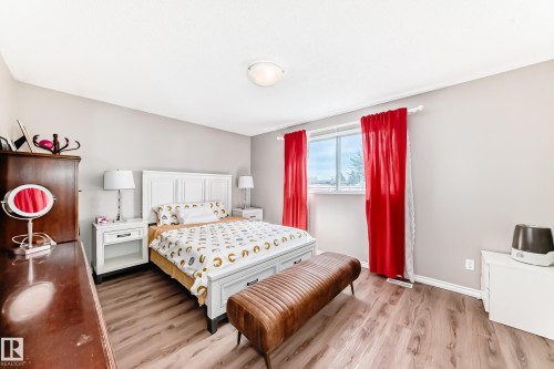 13911 23 Street, Edmonton, AB - Indoor Photo Showing Bedroom