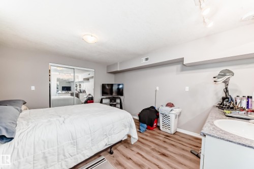 13911 23 Street, Edmonton, AB - Indoor Photo Showing Bedroom